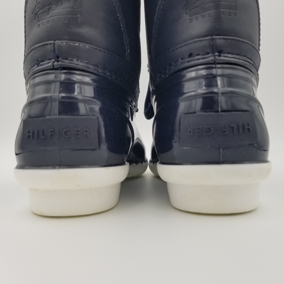 Tommy Hilfiger Women's Hierra Faux Fur-Lined Duck Rain/Snow Boots, Navy/Red Sz 6 - Picture 5 of 13